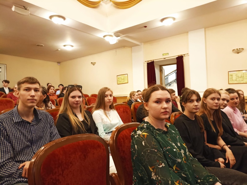 Студенты Ивановского государственного медицинского университета приняли участие в духовно-патриотическом концерте «Хранитель Церкви Русской»