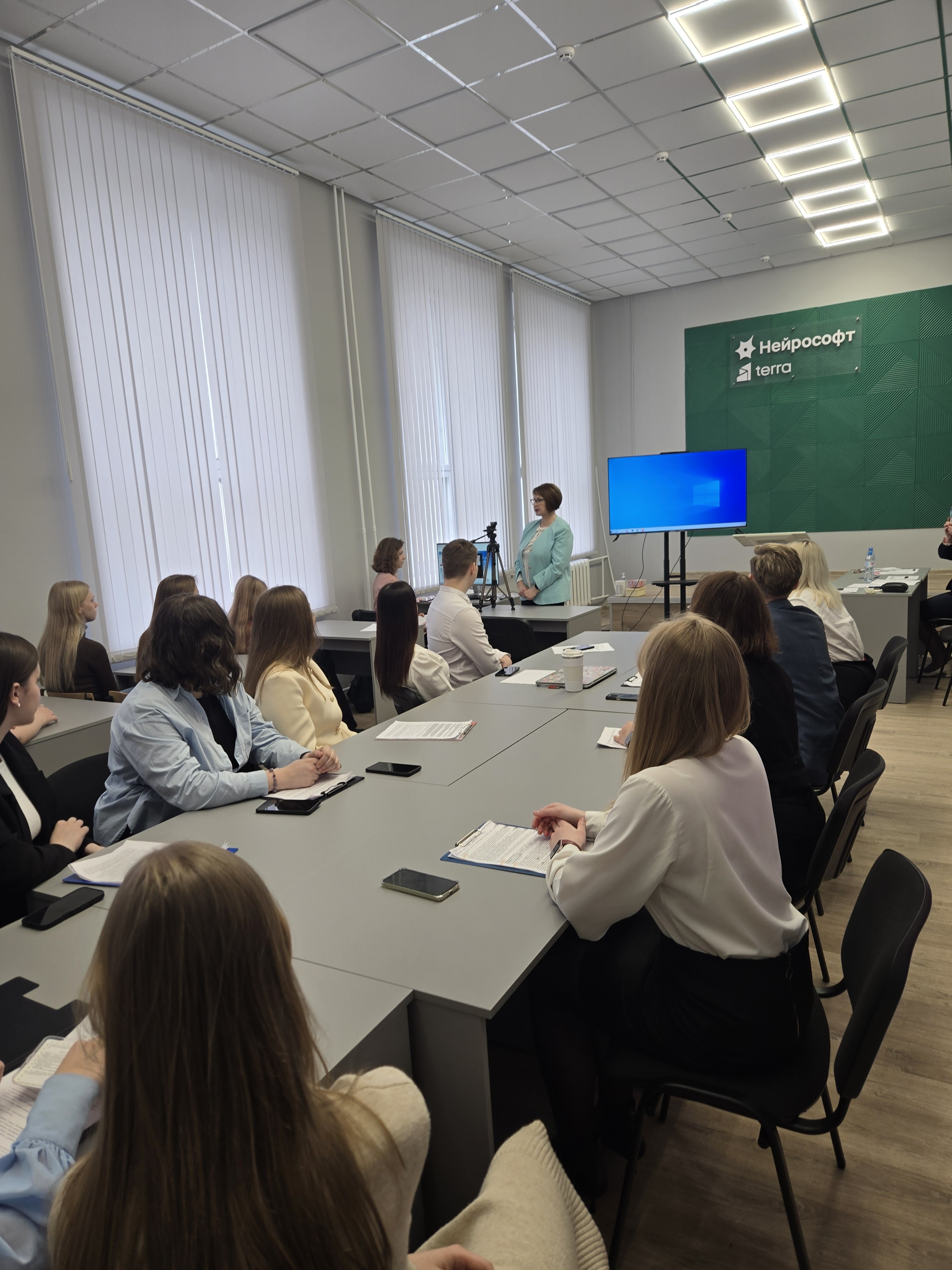 Подведены итоги работы секции «Психолого-педагогические аспекты профессиональной подготовки обучающихся ведомственных вузов»