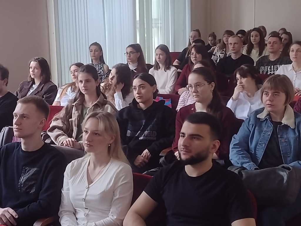 Обучающиеся Ивановского государственного медицинского университета приняли участие в лекции Минздрава России по паллиативной помощи