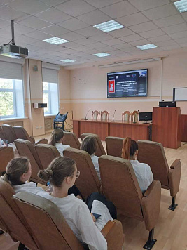 Обучающиеся Ивановского государственного медицинского университета приняли участие в лекции ведущего травматолога-ортопеда страны Антона Герасимовича Назаренко