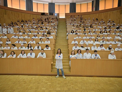 Ждём будущих специалистов в нашу медицинскую семью!