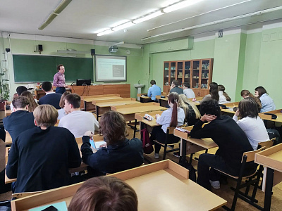Ивановские школьники знакомятся с медициной будущего