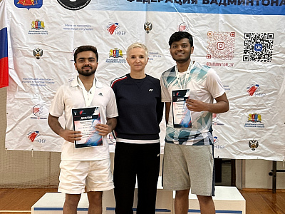 Индийские студенты ИвГМУ одержали победу на турнире по бадминтону